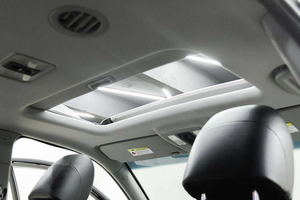 Kia Mohave с пробегом — 2012 год. Фото: #15