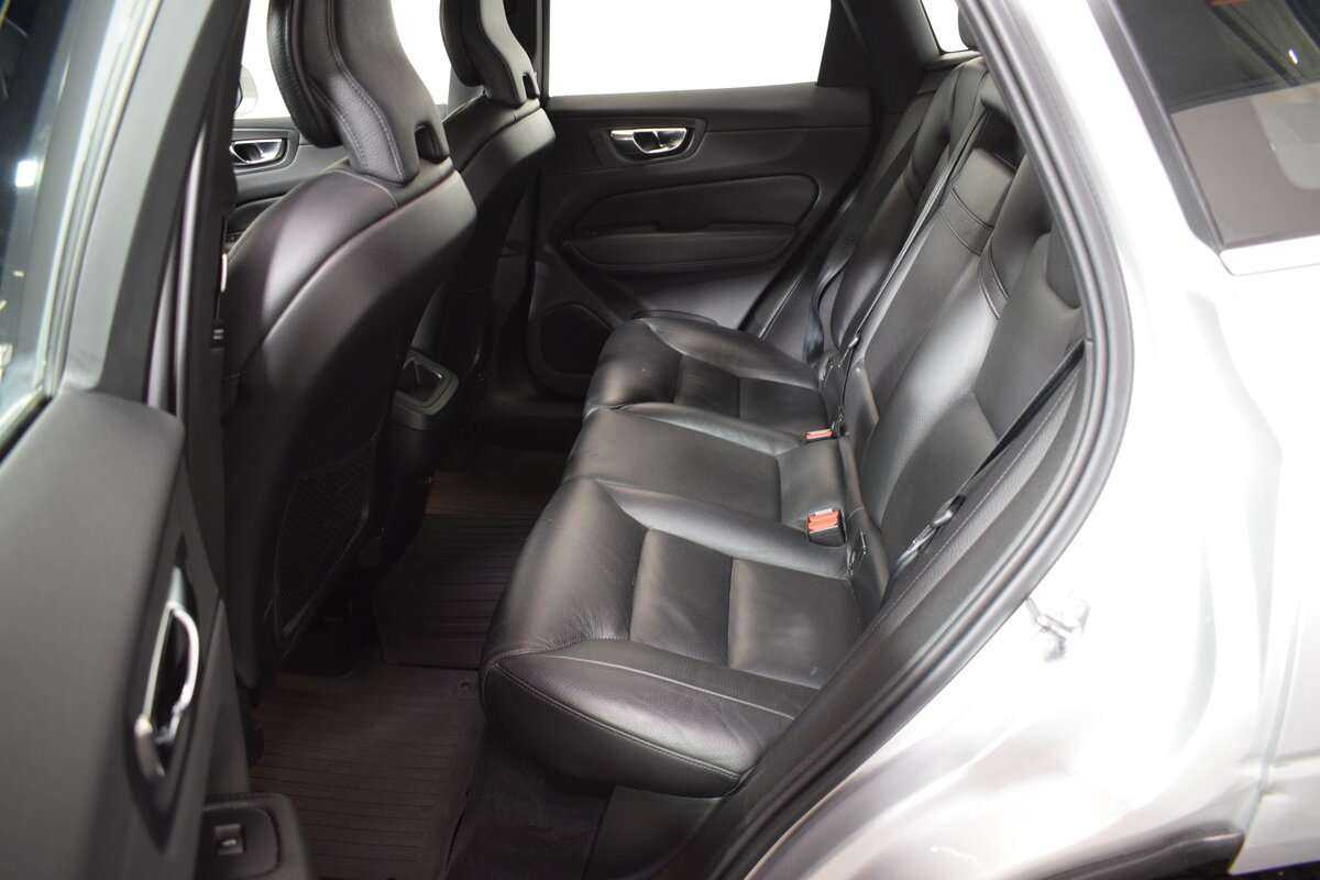 Volvo XC60 с пробегом — 2020 год. Фото: #11