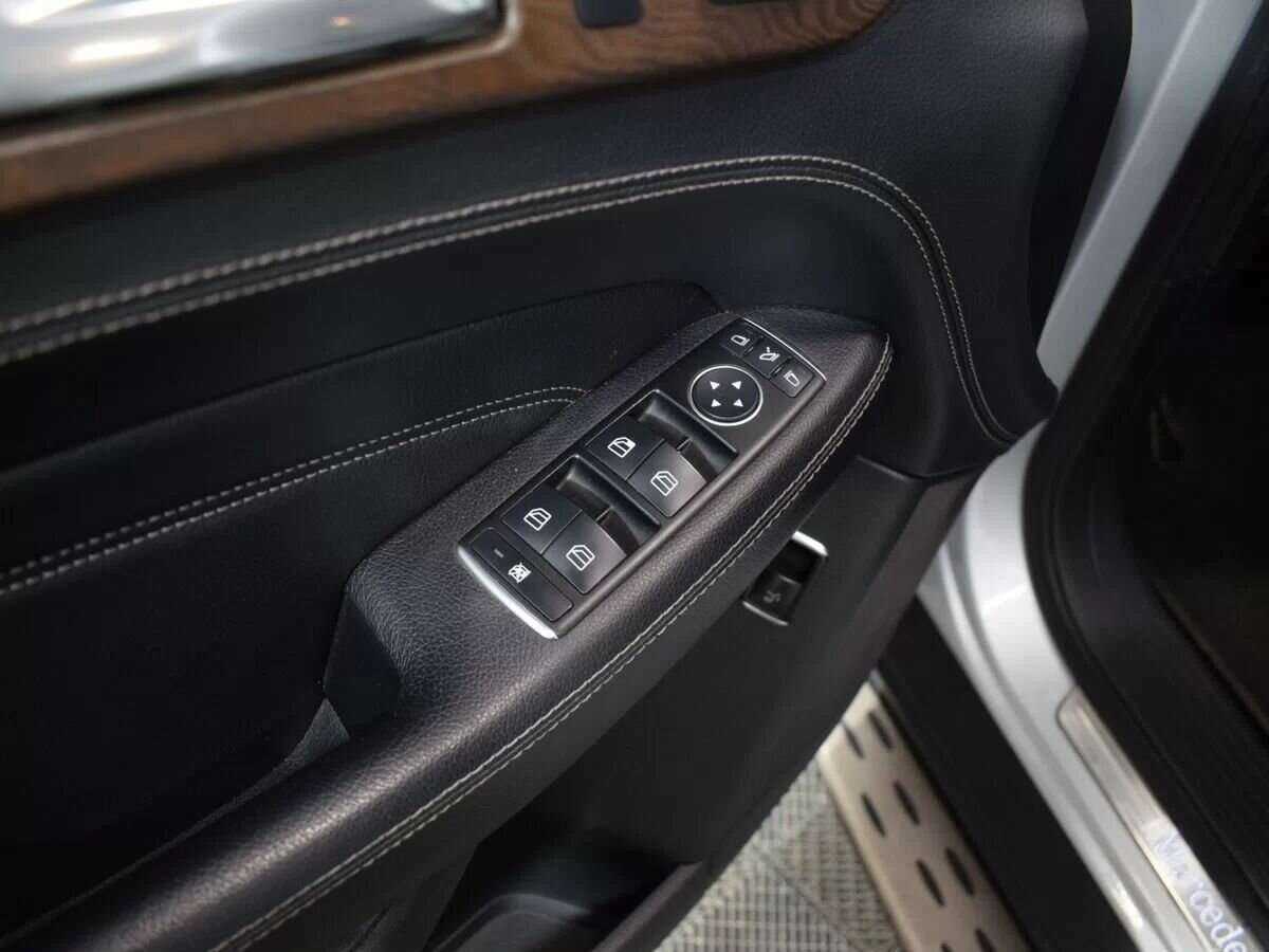 Mercedes-Benz M-Класс с пробегом — 2014 год. Фото: #14