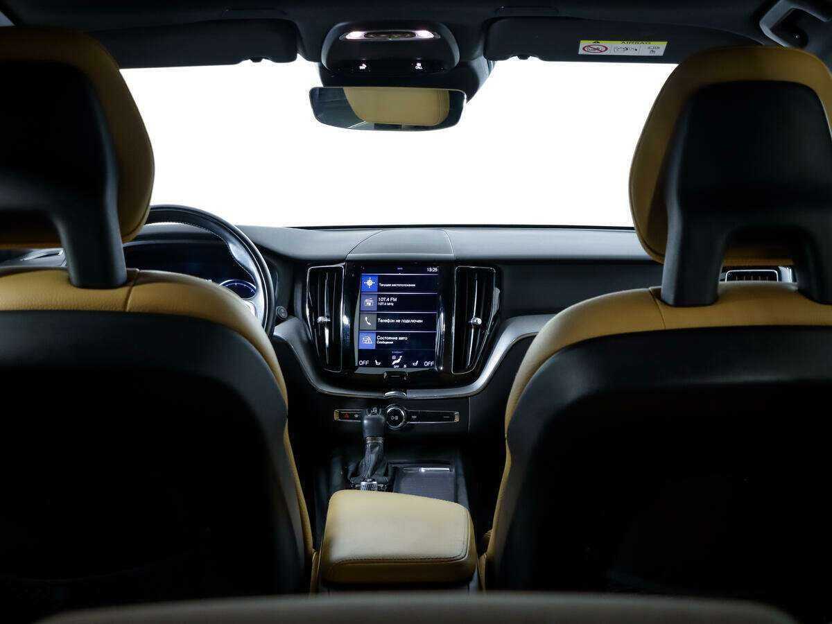 Volvo XC60 с пробегом — 2018 год. Фото: #9
