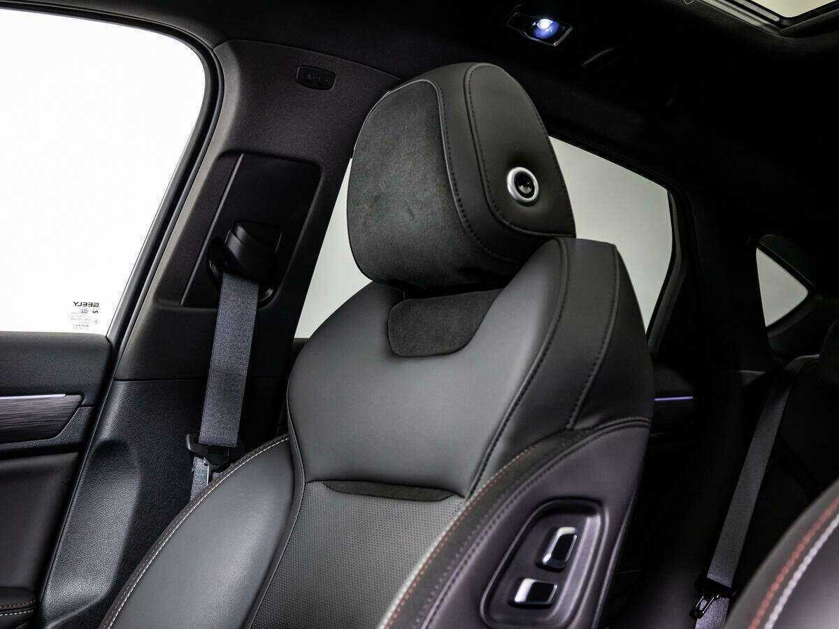 Geely Tugella с пробегом — 2022 год. Фото: #17