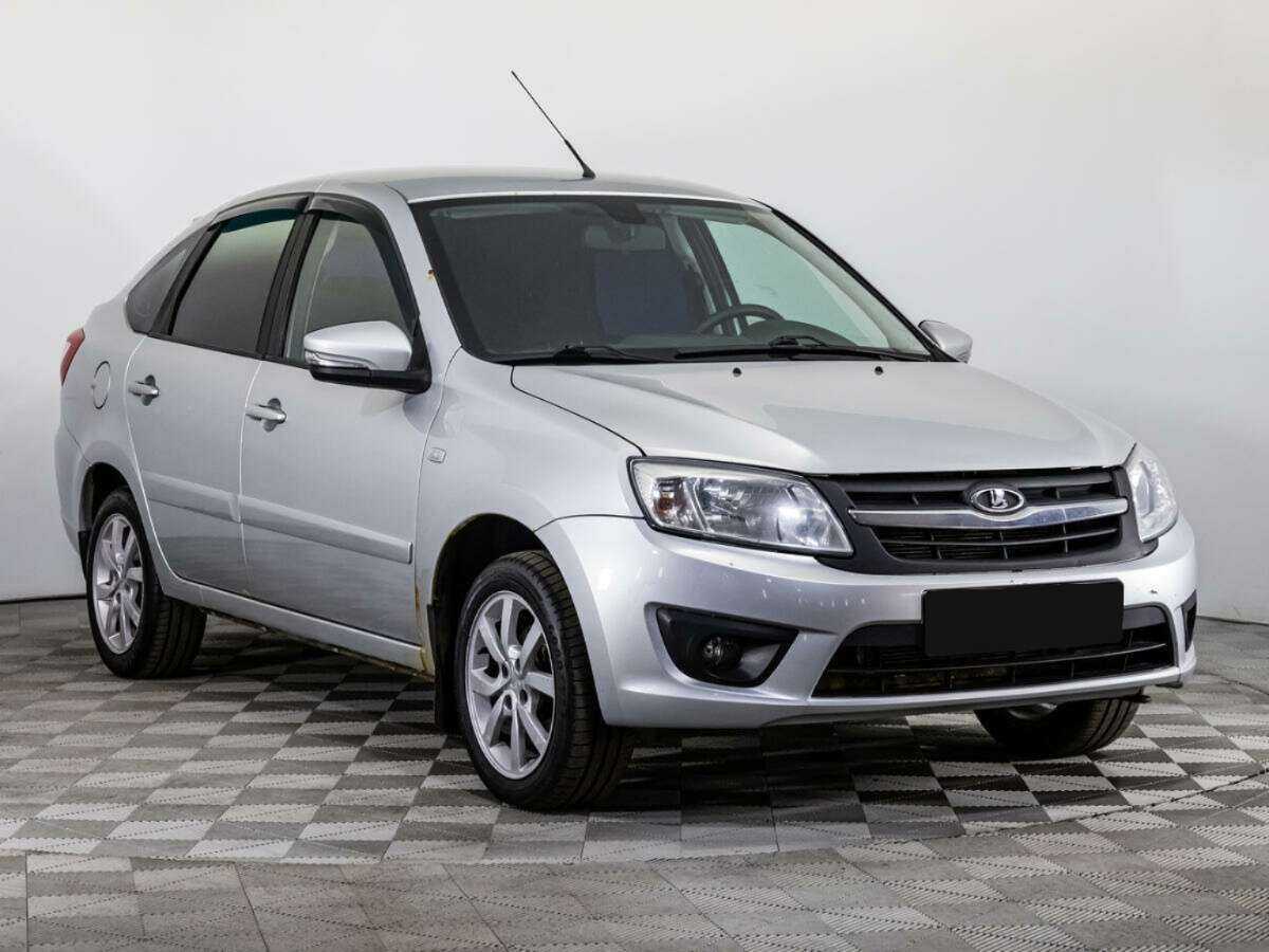 Lada (ВАЗ) Granta с пробегом — 2016 год. Фото: #2