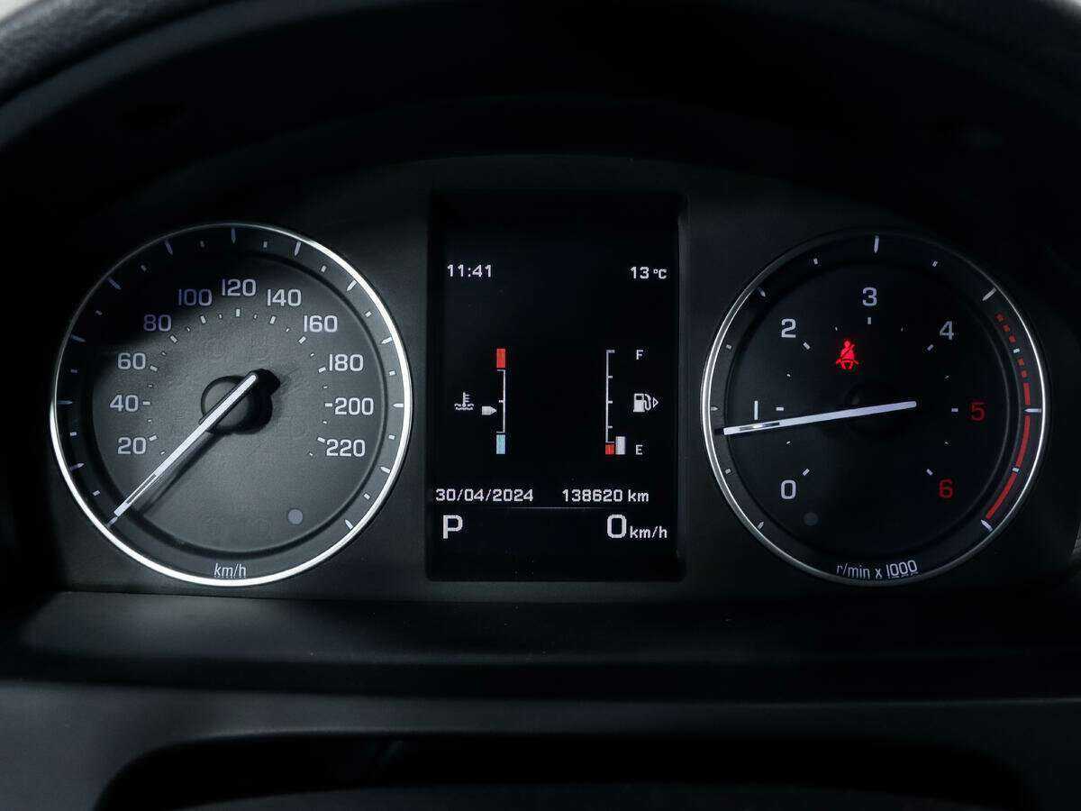 Land Rover Freelander с пробегом — 2014 год. Фото: #18