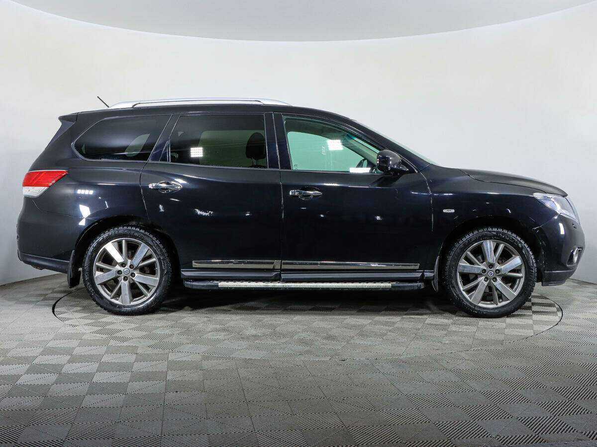 Nissan Pathfinder с пробегом — 2015 год. Фото: #3