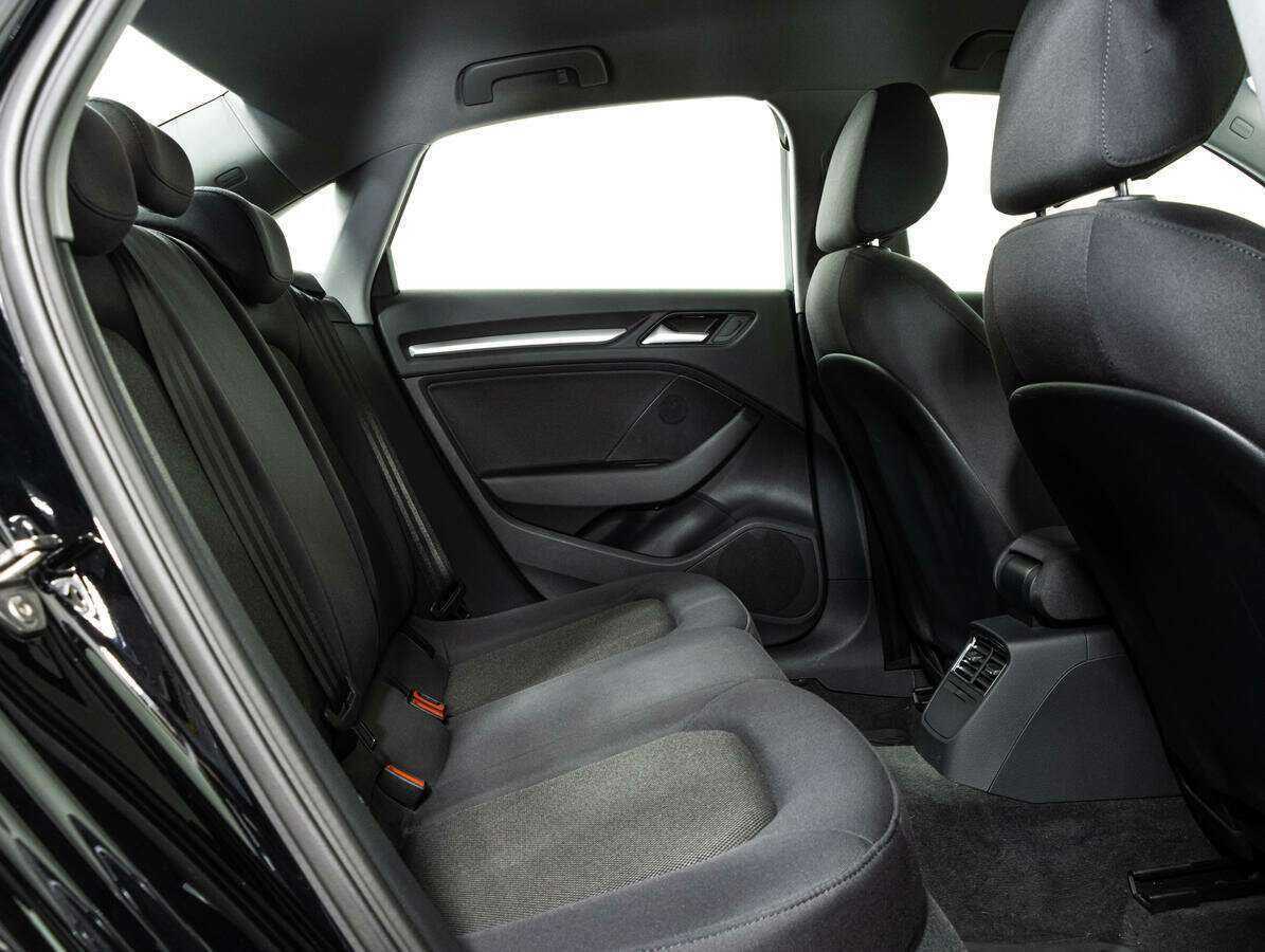 Audi A3 с пробегом — 2018 год. Фото: #9