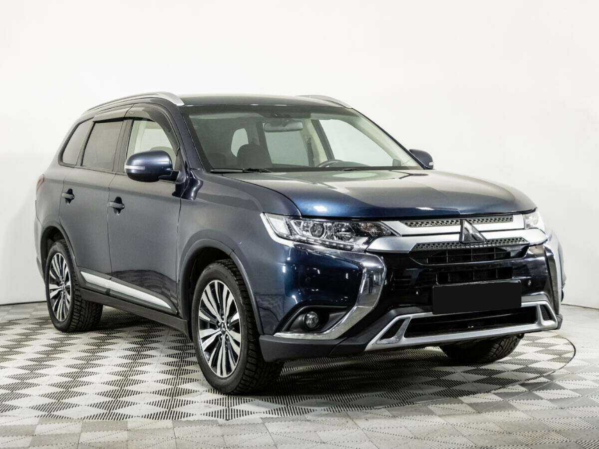 Mitsubishi Outlander с пробегом — 2019 год. Фото: #2