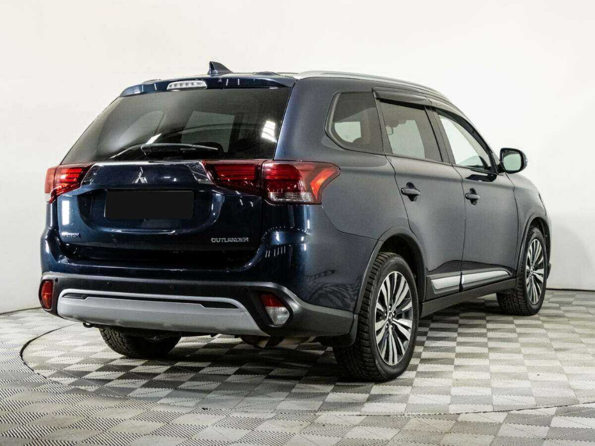 Mitsubishi Outlander с пробегом — 2019 год. Фото: #3