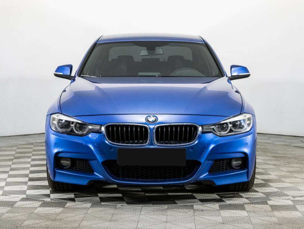 BMW 3 серии с пробегом — 2017 год. Фото: #1