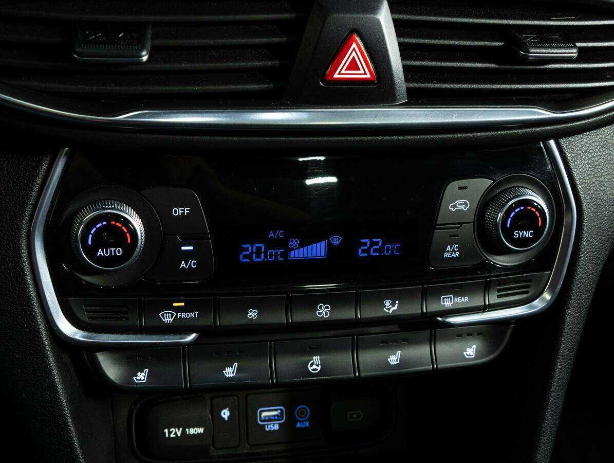 Hyundai Santa Fe с пробегом — 2019 год. Фото: #17