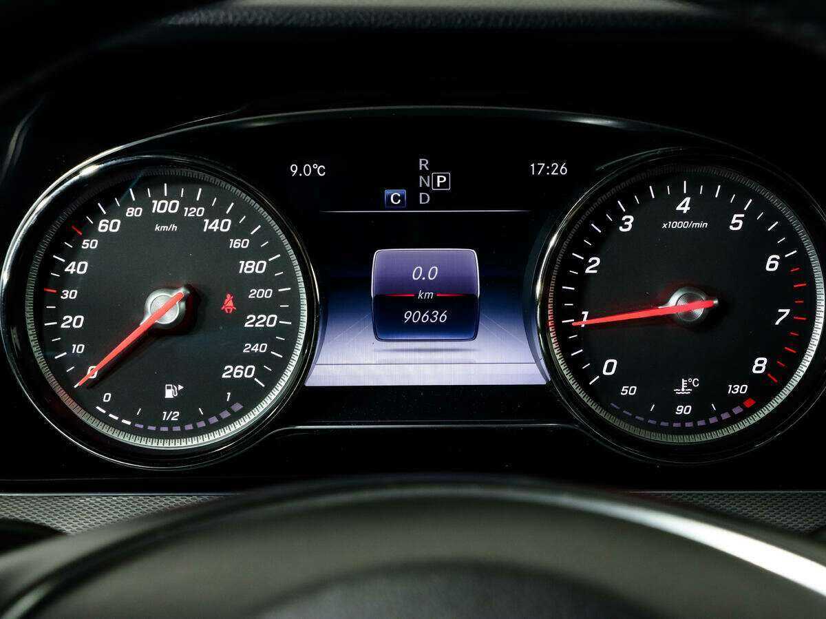 Mercedes-Benz E-Класс с пробегом — 2016 год. Фото: #19