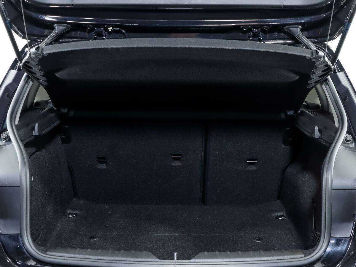 BMW 1 серии с пробегом — 2016 год. Фото: #16