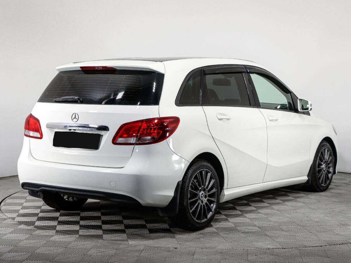 Mercedes-Benz B-Класс с пробегом — 2015 год. Фото: #4