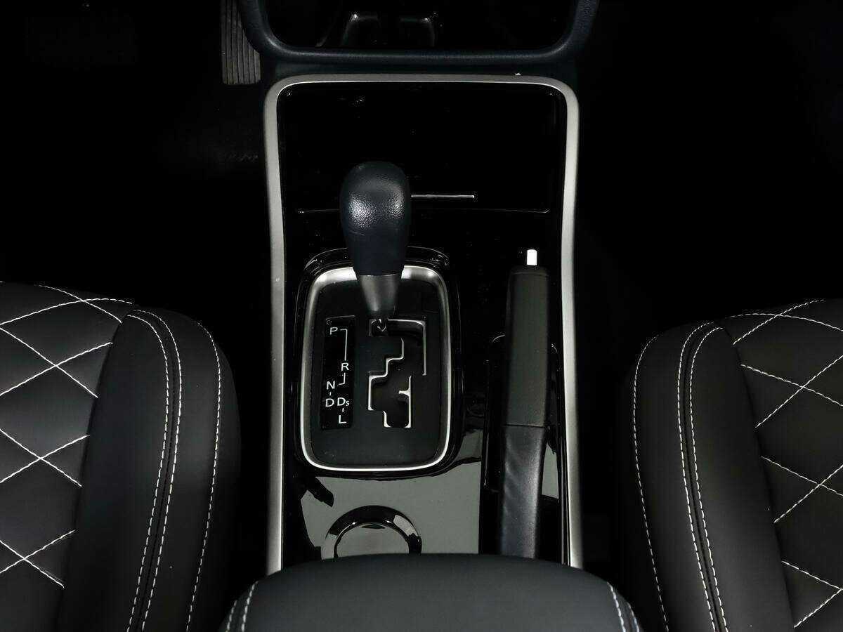 Mitsubishi Outlander с пробегом — 2022 год. Фото: #9