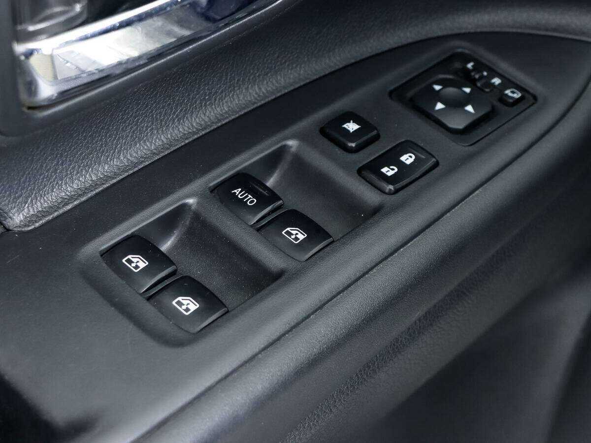 Mitsubishi Outlander с пробегом — 2016 год. Фото: #12