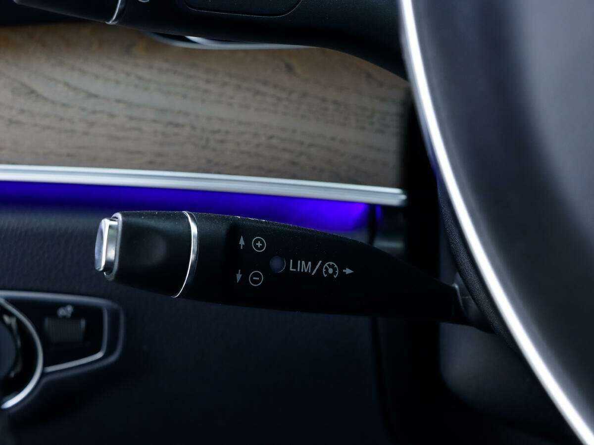 Mercedes-Benz E-Класс с пробегом — 2017 год. Фото: #21