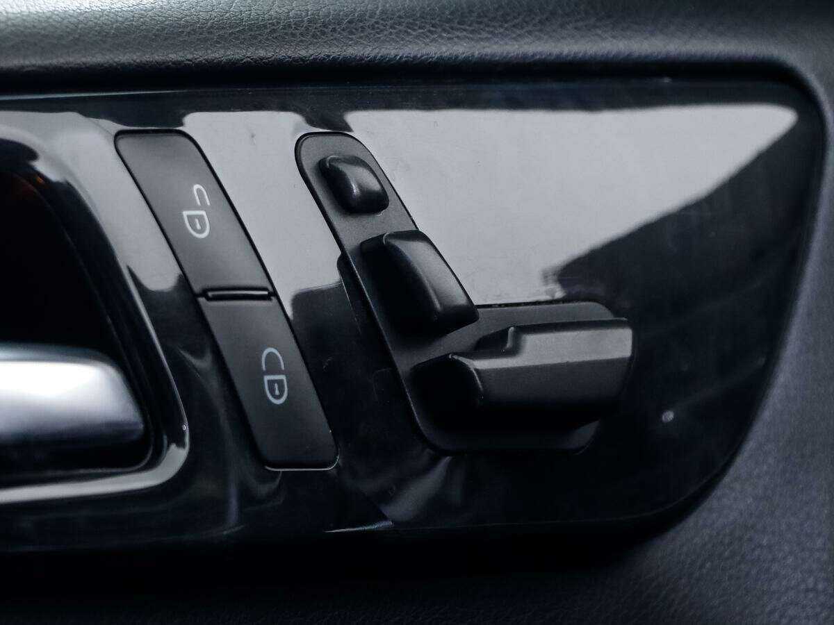 Mercedes-Benz M-Класс с пробегом — 2012 год. Фото: #15