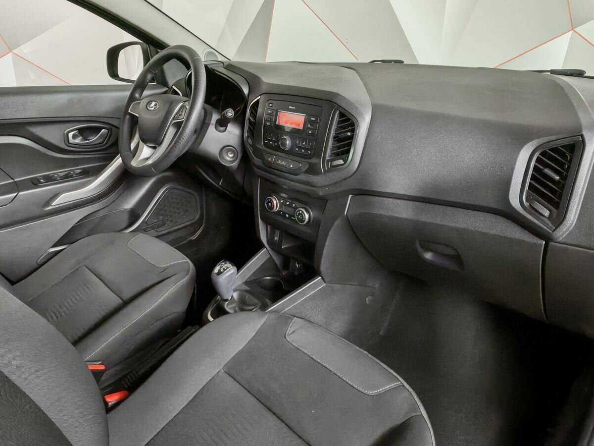 Lada (ВАЗ) XRAY с пробегом — 2019 год. Фото: #8