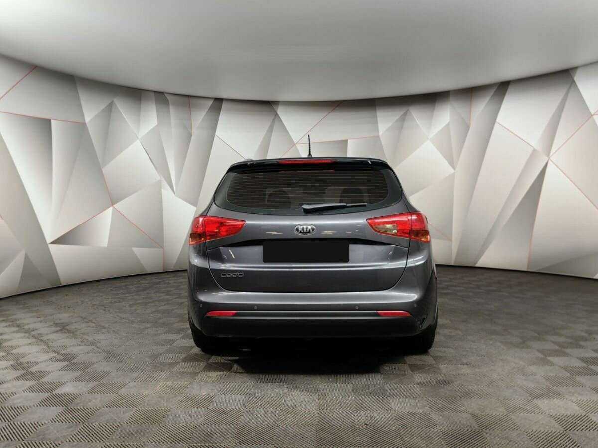 Kia Ceed с пробегом — 2015 год. Фото: #7