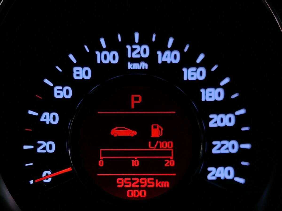 Kia Ceed с пробегом — 2015 год. Фото: #15