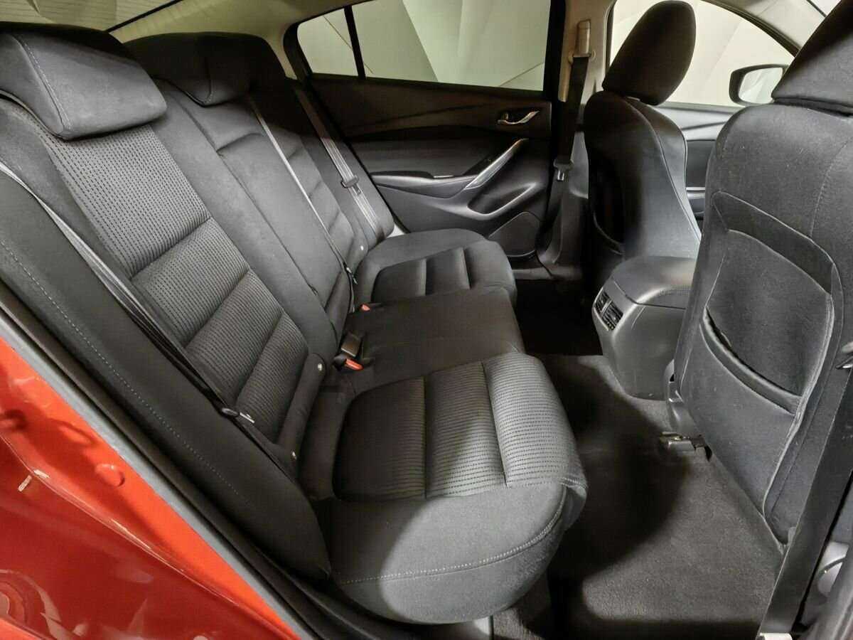 Mazda 6 с пробегом — 2018 год. Фото: #11