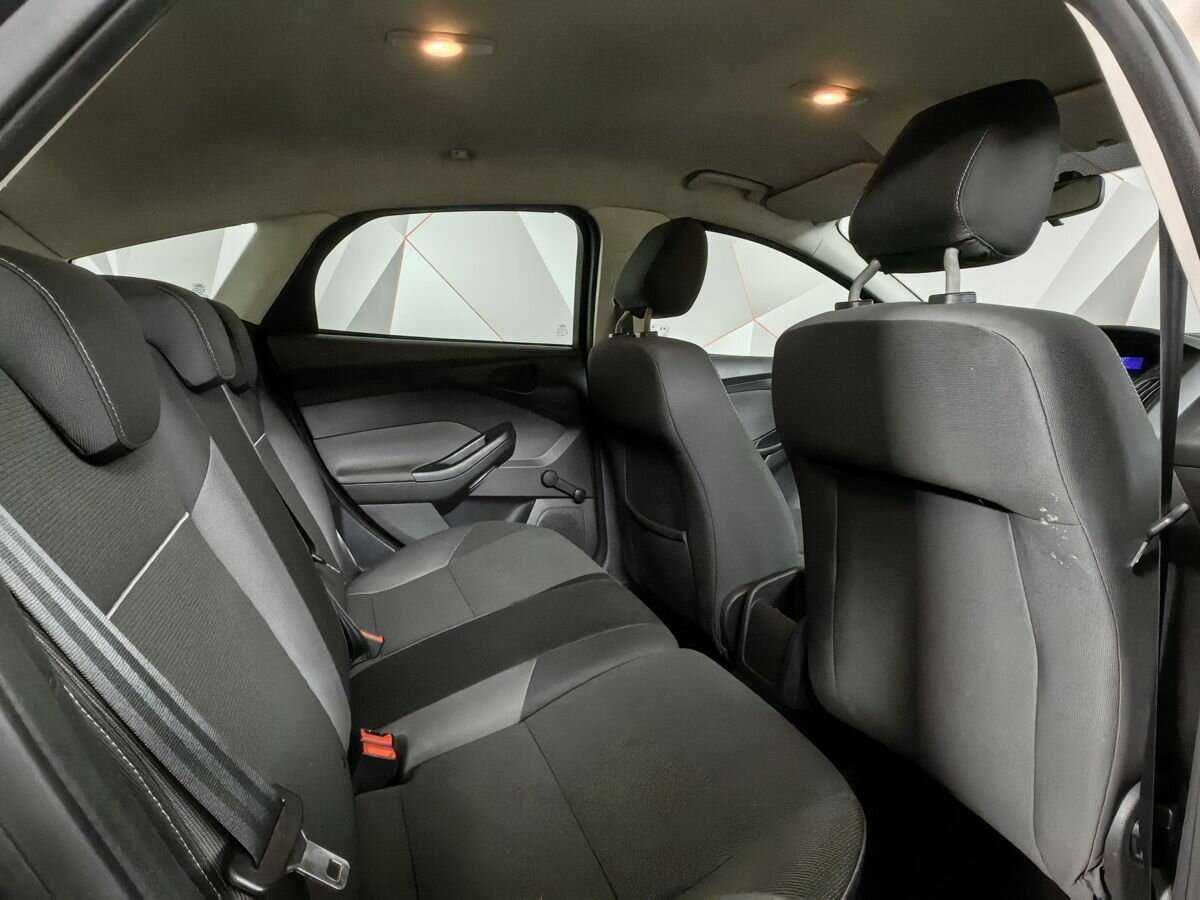 Ford Focus с пробегом — 2012 год. Фото: #11