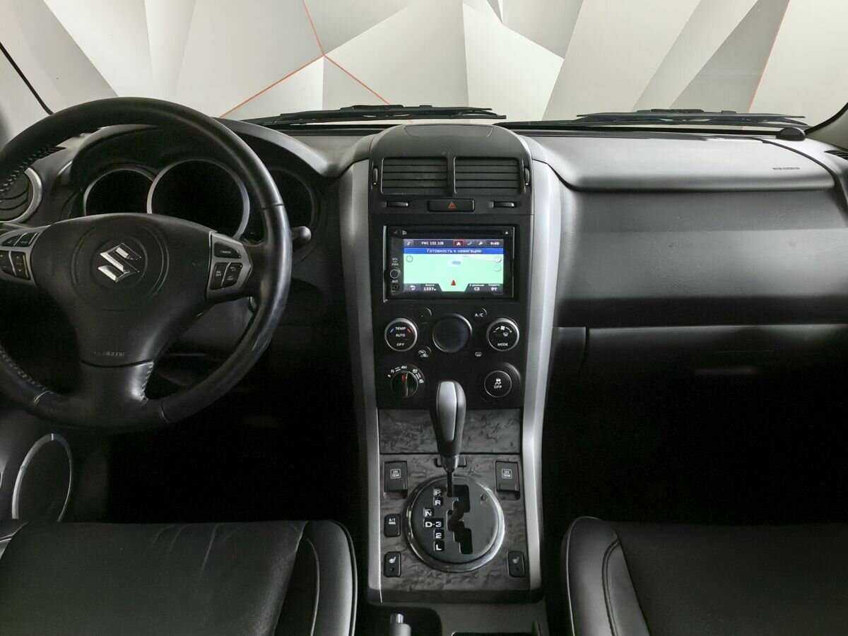 Suzuki Grand Vitara с пробегом — 2014 год. Фото: #8