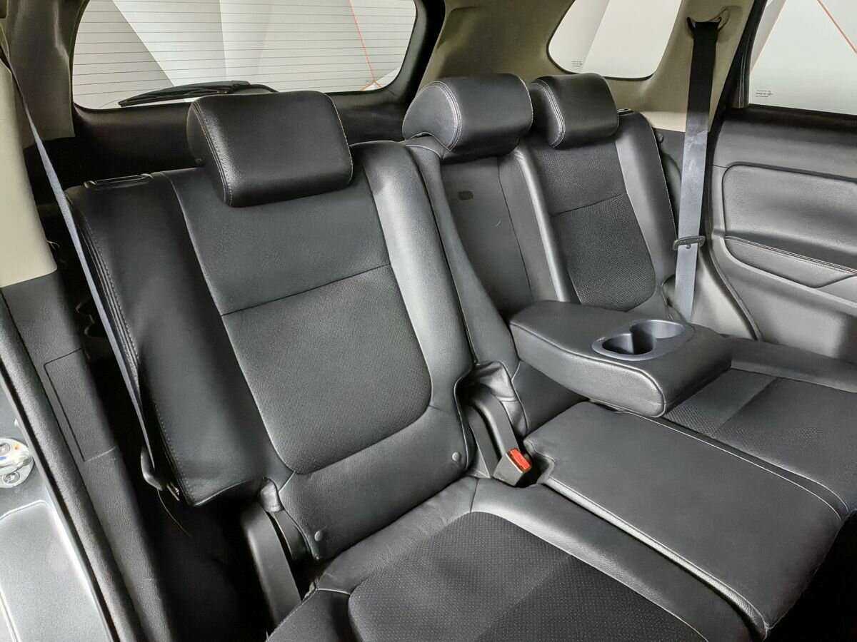 Mitsubishi Outlander с пробегом — 2017 год. Фото: #12