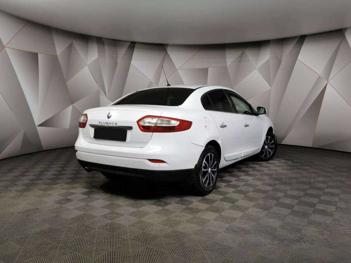 Renault Fluence с пробегом — 2012 год. Фото: #1