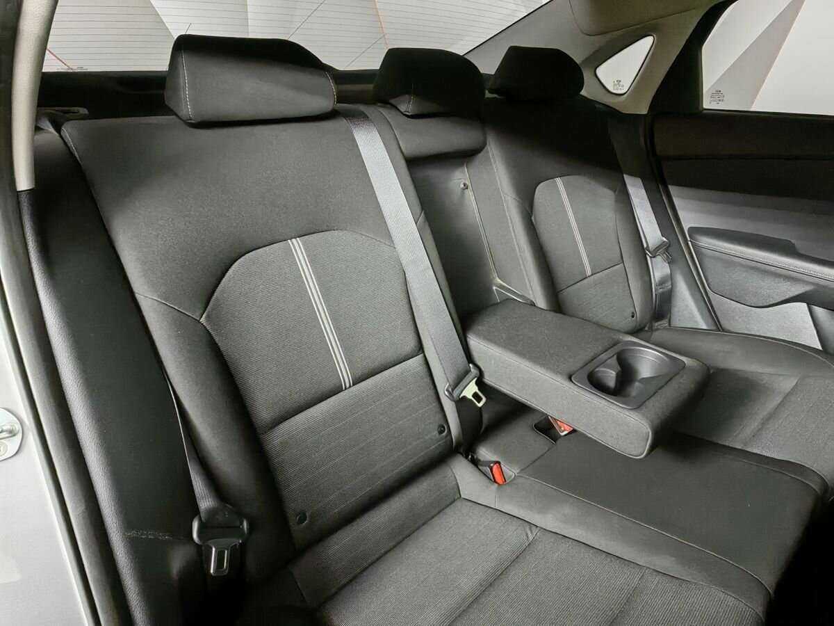 Kia Cerato с пробегом — 2018 год. Фото: #11