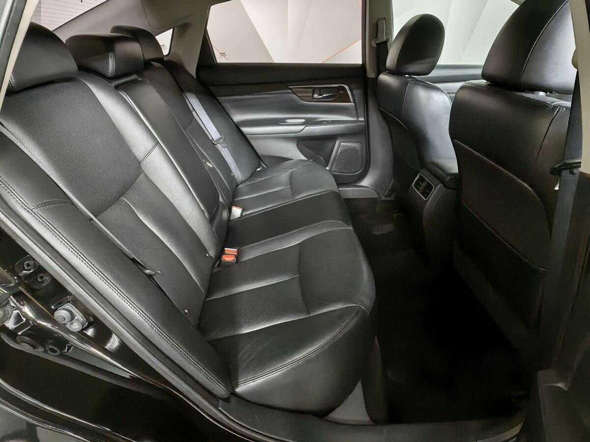 Nissan Teana с пробегом — 2014 год. Фото: #9