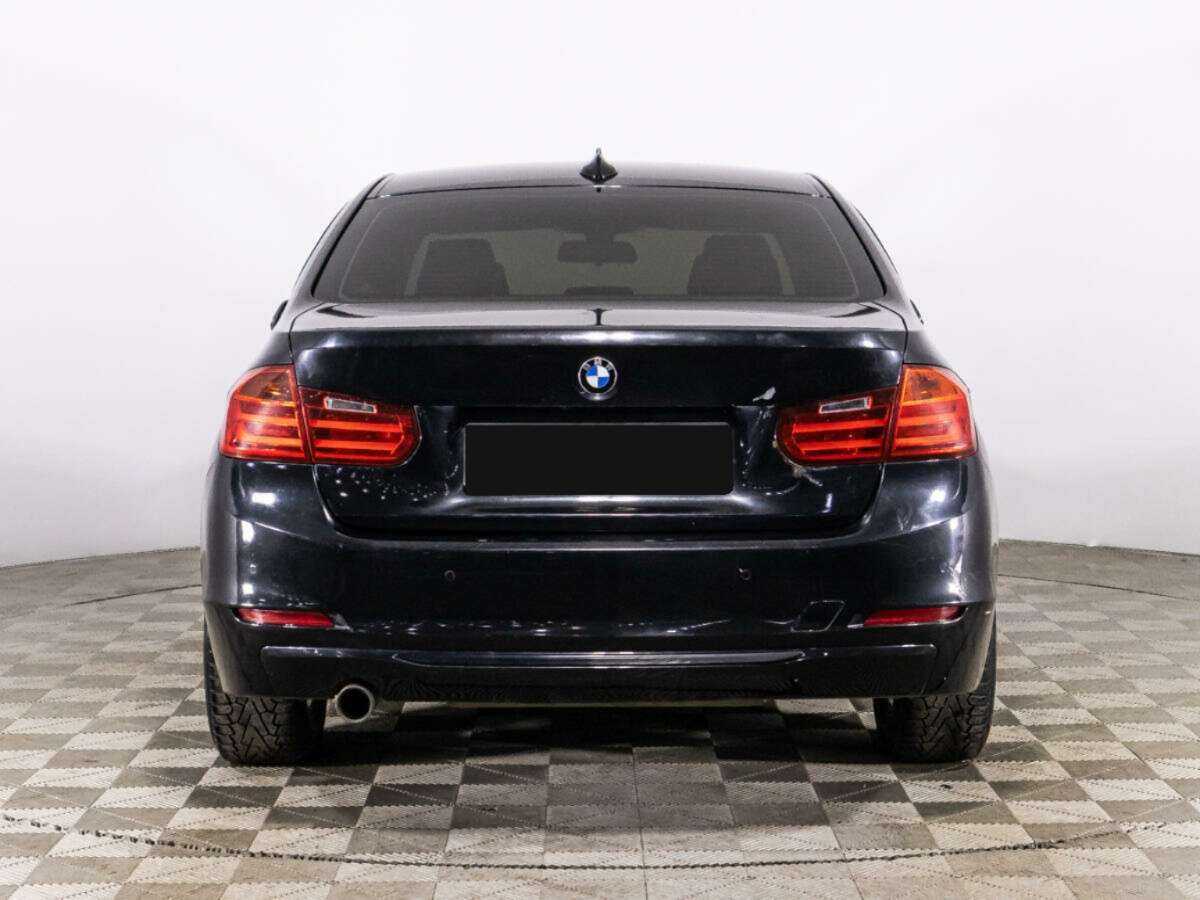 BMW 3 серии с пробегом — 2014 год. Фото: #5