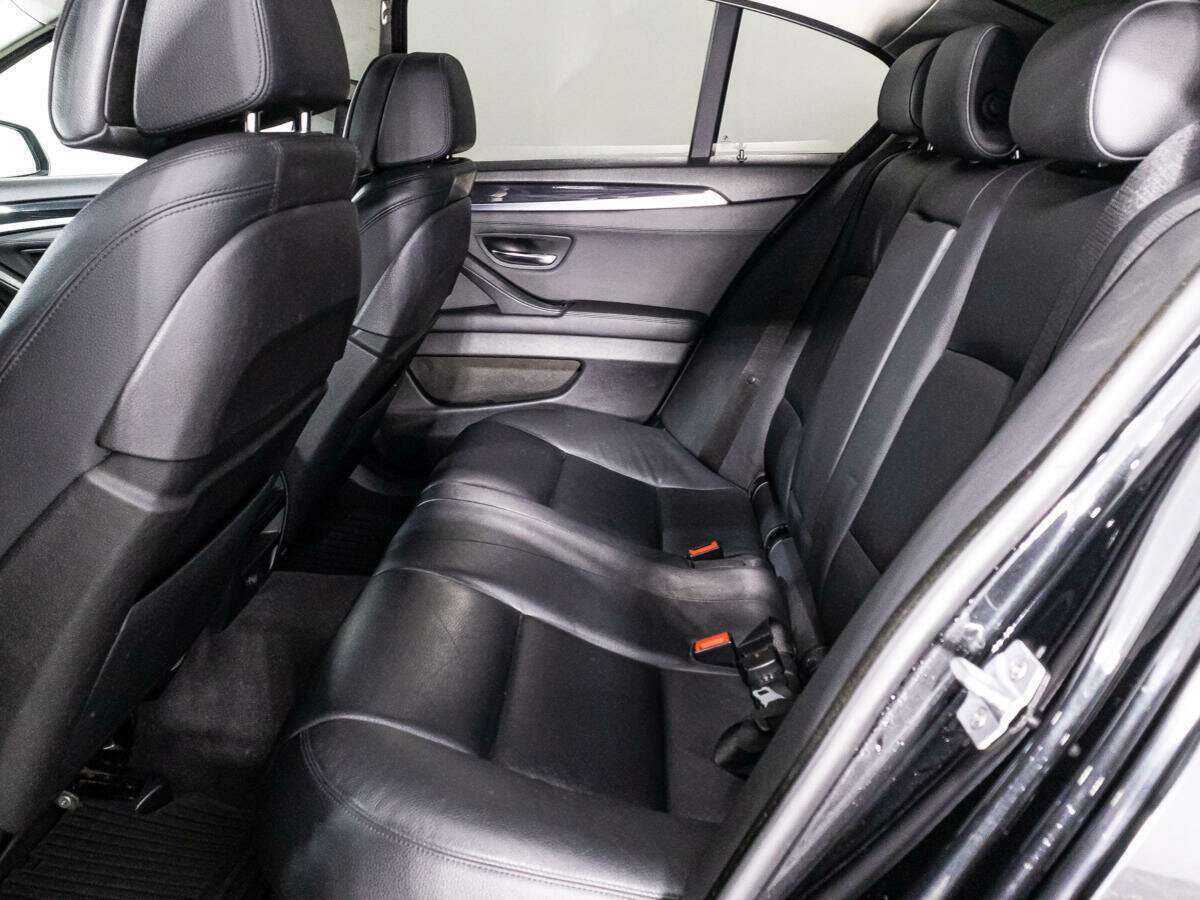 BMW 5 серии с пробегом — 2014 год. Фото: #9