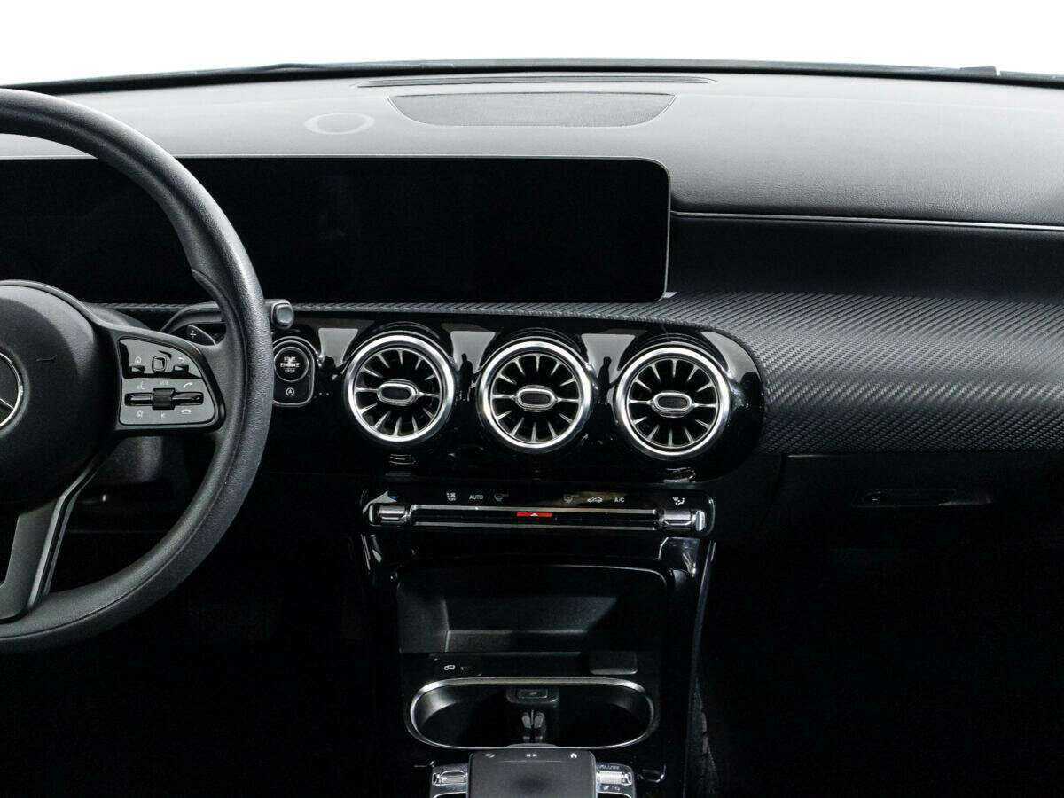 Mercedes-Benz A-Класс с пробегом — 2018 год. Фото: #13