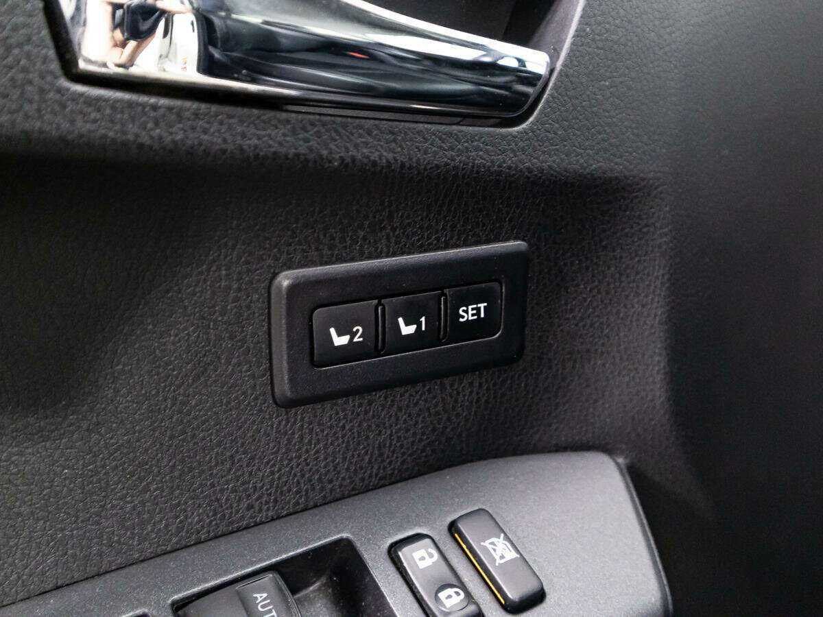 Toyota RAV4 с пробегом — 2018 год. Фото: #17