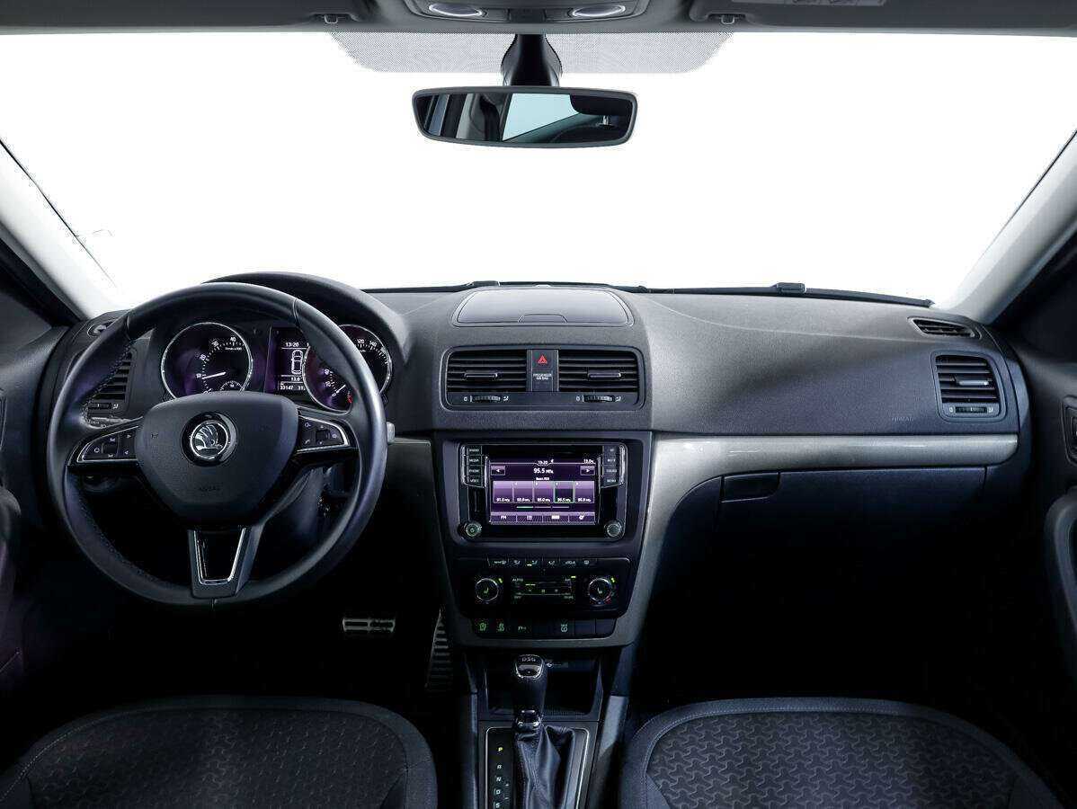Skoda Yeti с пробегом — 2015 год. Фото: #8