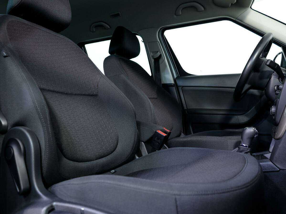 Skoda Yeti с пробегом — 2015 год. Фото: #10
