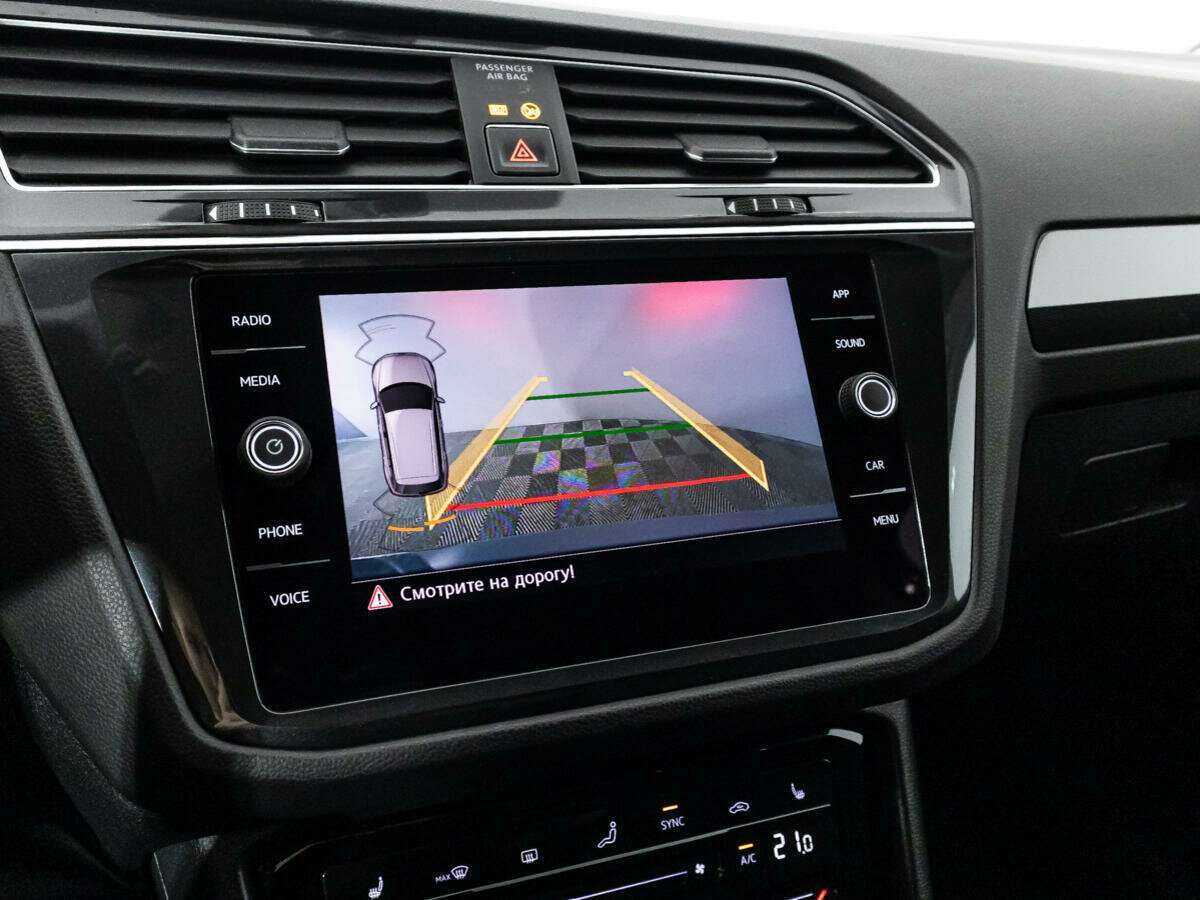 Volkswagen Tiguan с пробегом — 2018 год. Фото: #15