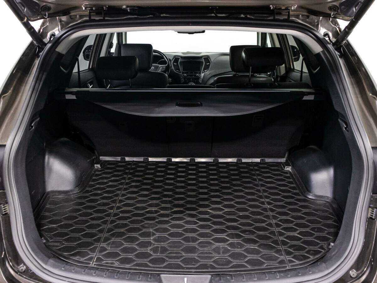 Hyundai Santa Fe с пробегом — 2018 год. Фото: #14