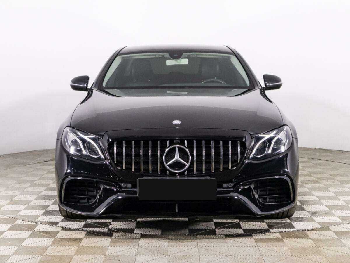 Mercedes-Benz E-Класс с пробегом — 2017 год. Фото: #1