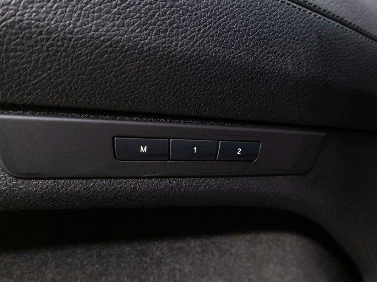 BMW 5 серии с пробегом — 2012 год. Фото: #14