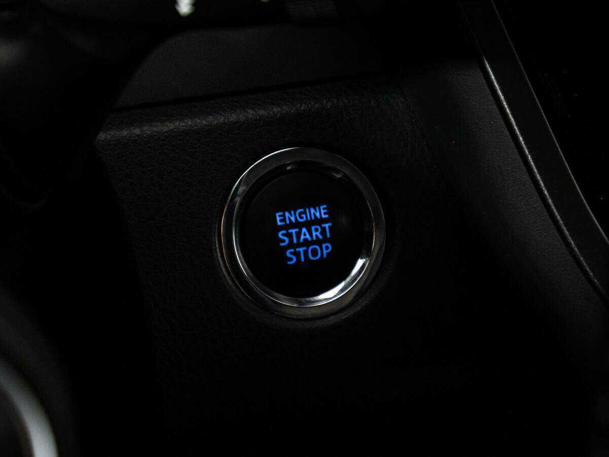 Toyota Camry с пробегом — 2018 год. Фото: #15