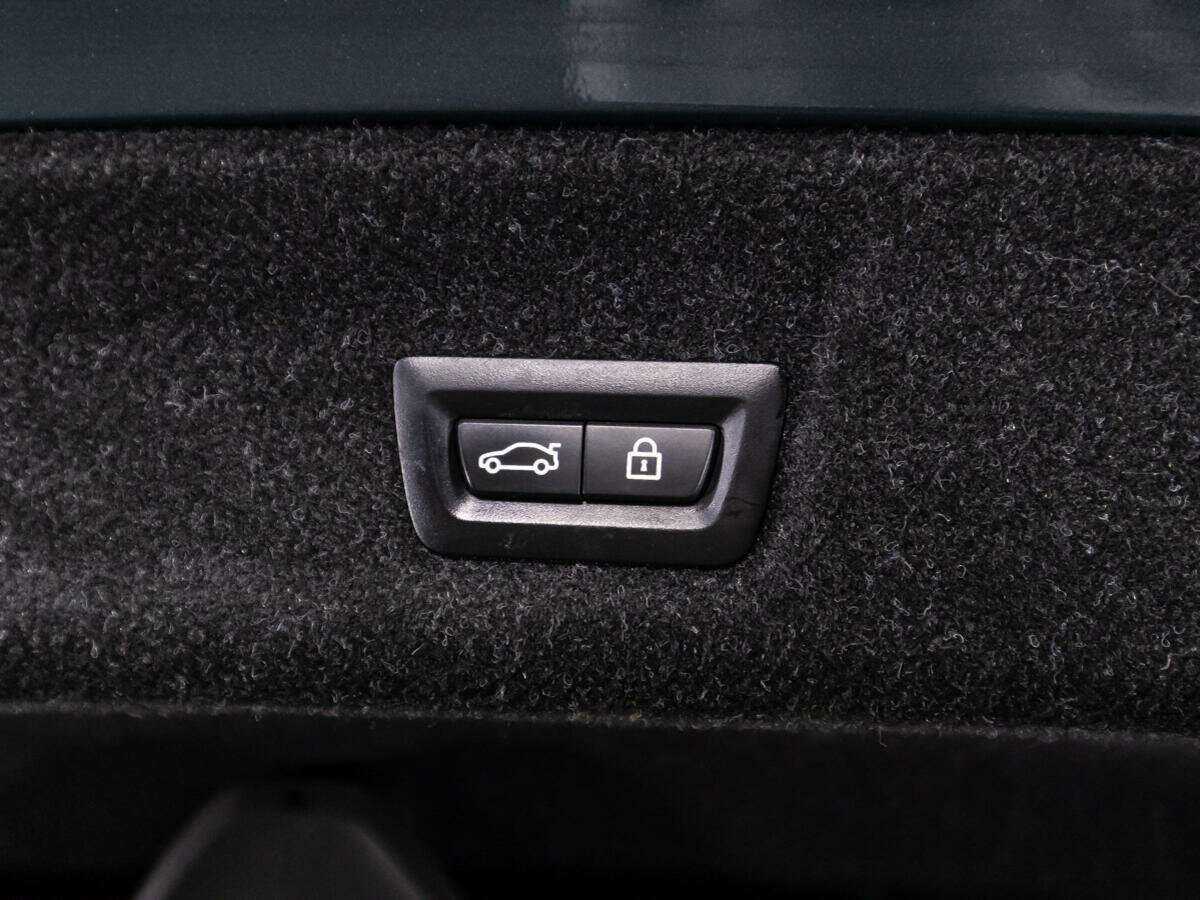 BMW 3 серии с пробегом — 2020 год. Фото: #14