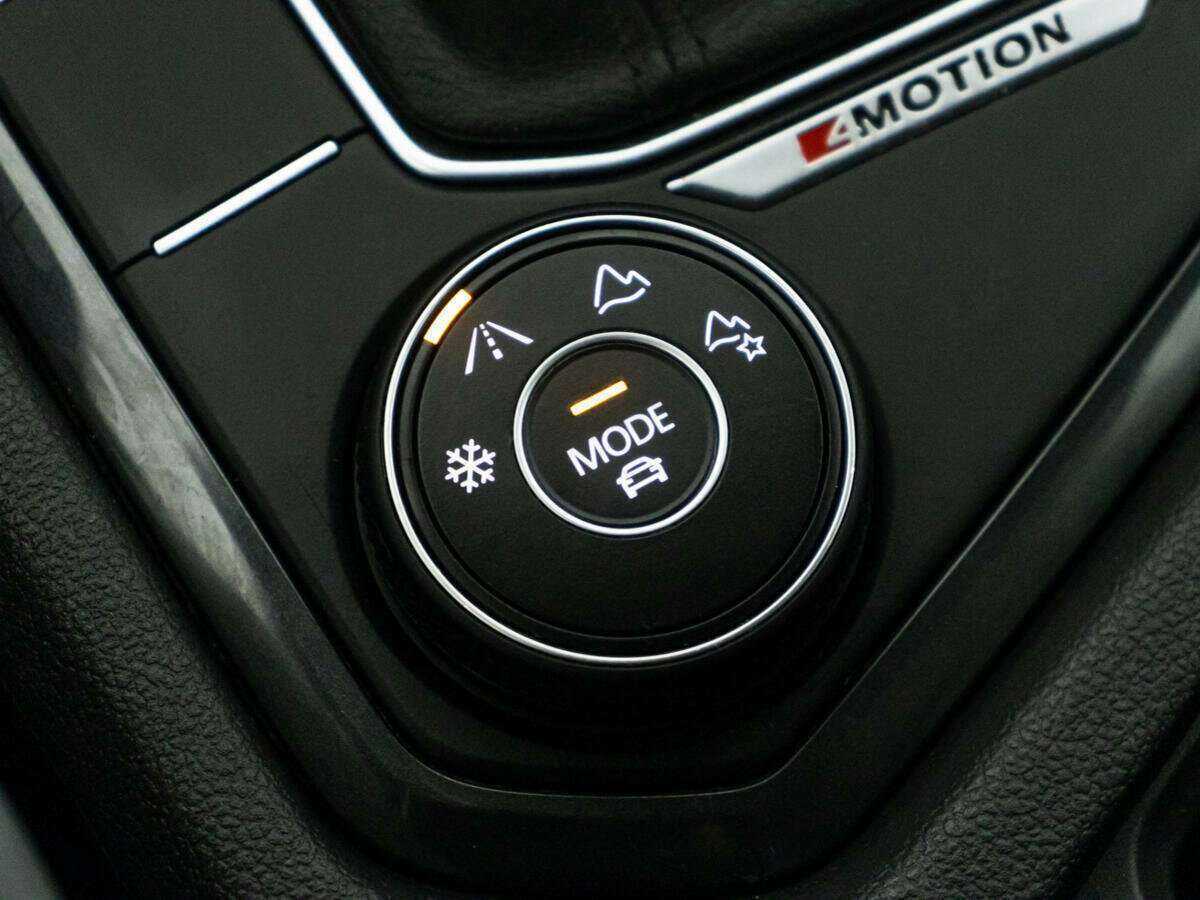 Volkswagen Tiguan с пробегом — 2021 год. Фото: #14