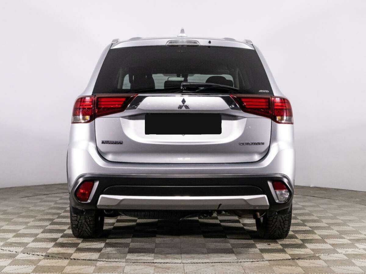 Mitsubishi Outlander с пробегом — 2017 год. Фото: #5