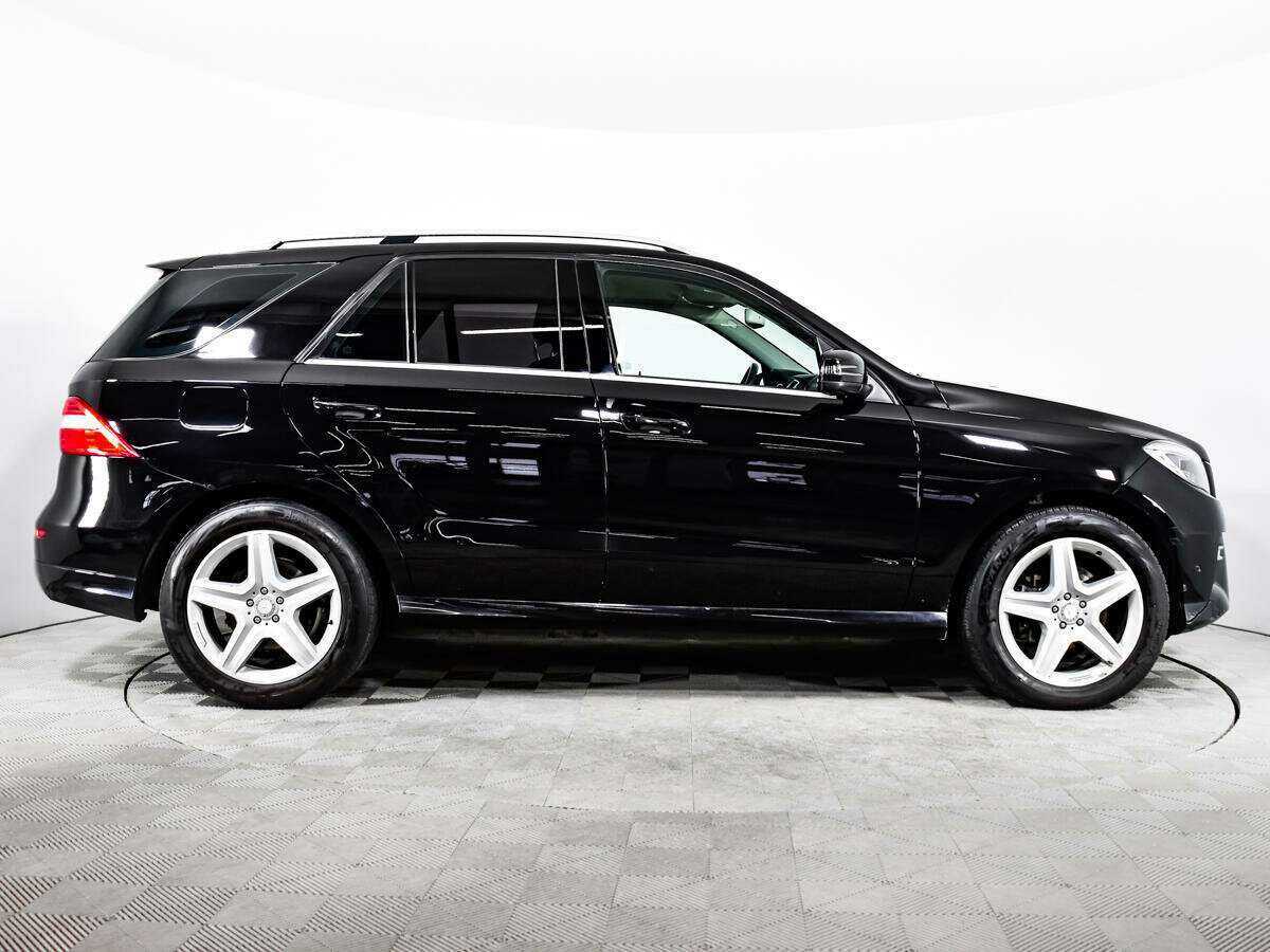 Mercedes-Benz M-Класс с пробегом — 2013 год. Фото: #3