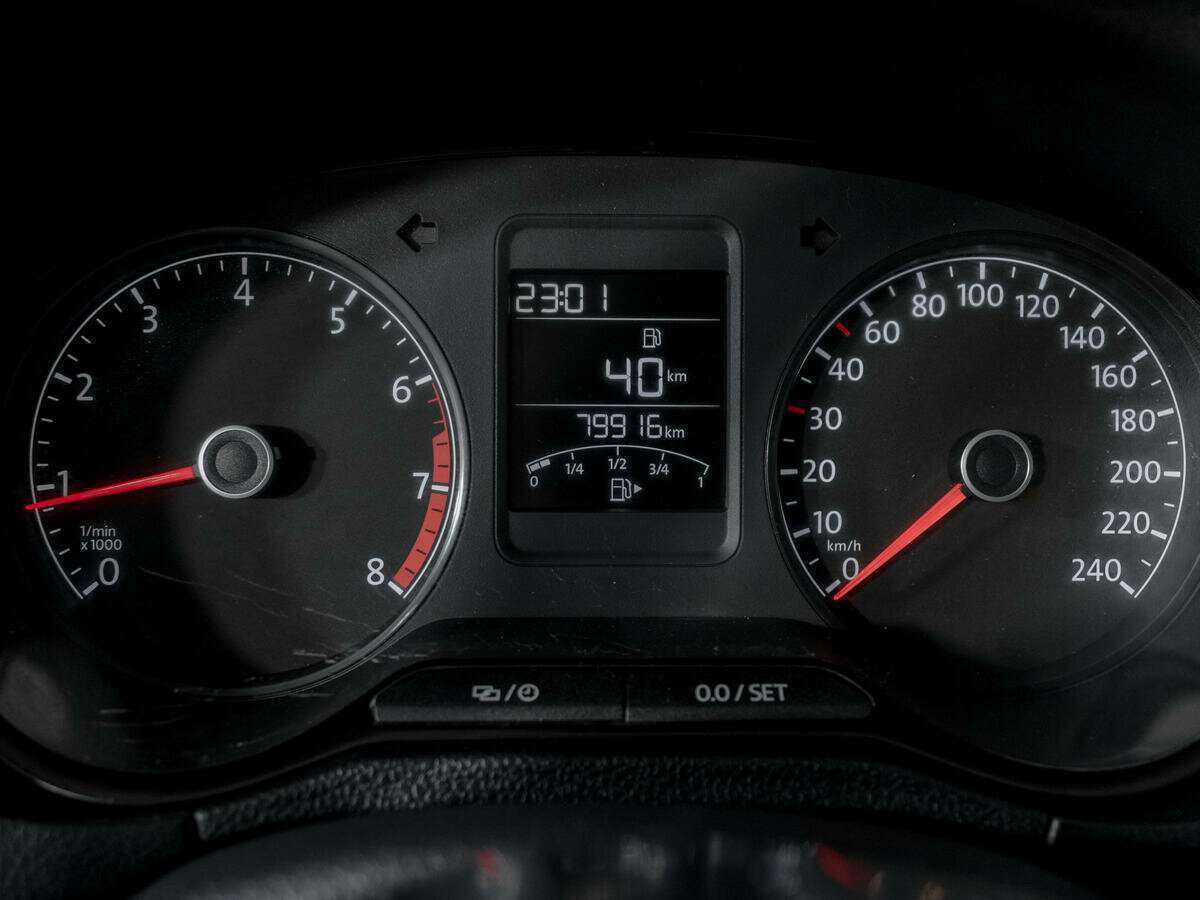 Volkswagen Polo с пробегом — 2020 год. Фото: #10