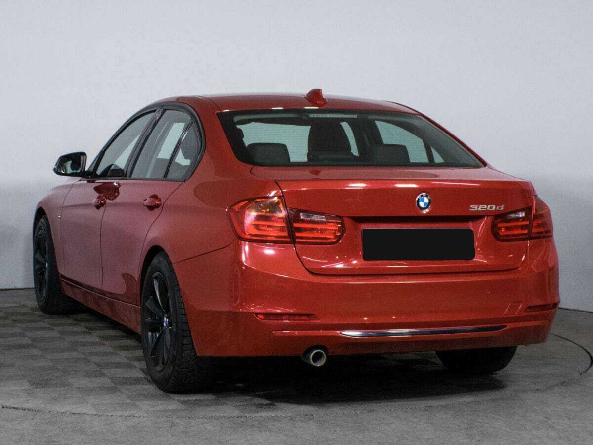 BMW 3 серии с пробегом — 2012 год. Фото: #6