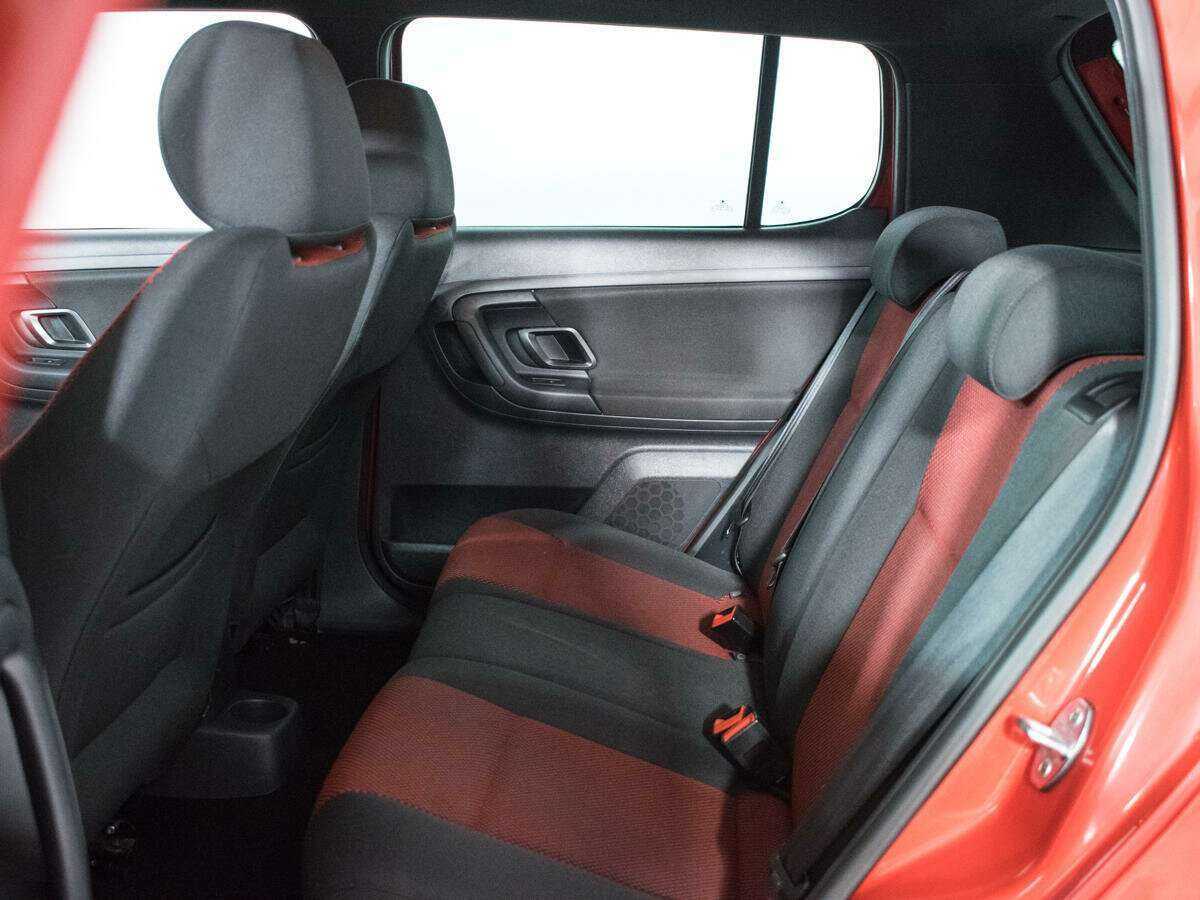 Skoda Fabia с пробегом — 2012 год. Фото: #9