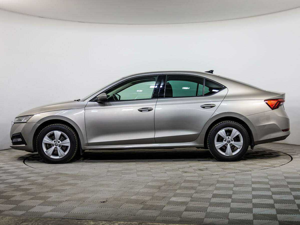 Skoda Octavia с пробегом — 2020 год. Фото: #6