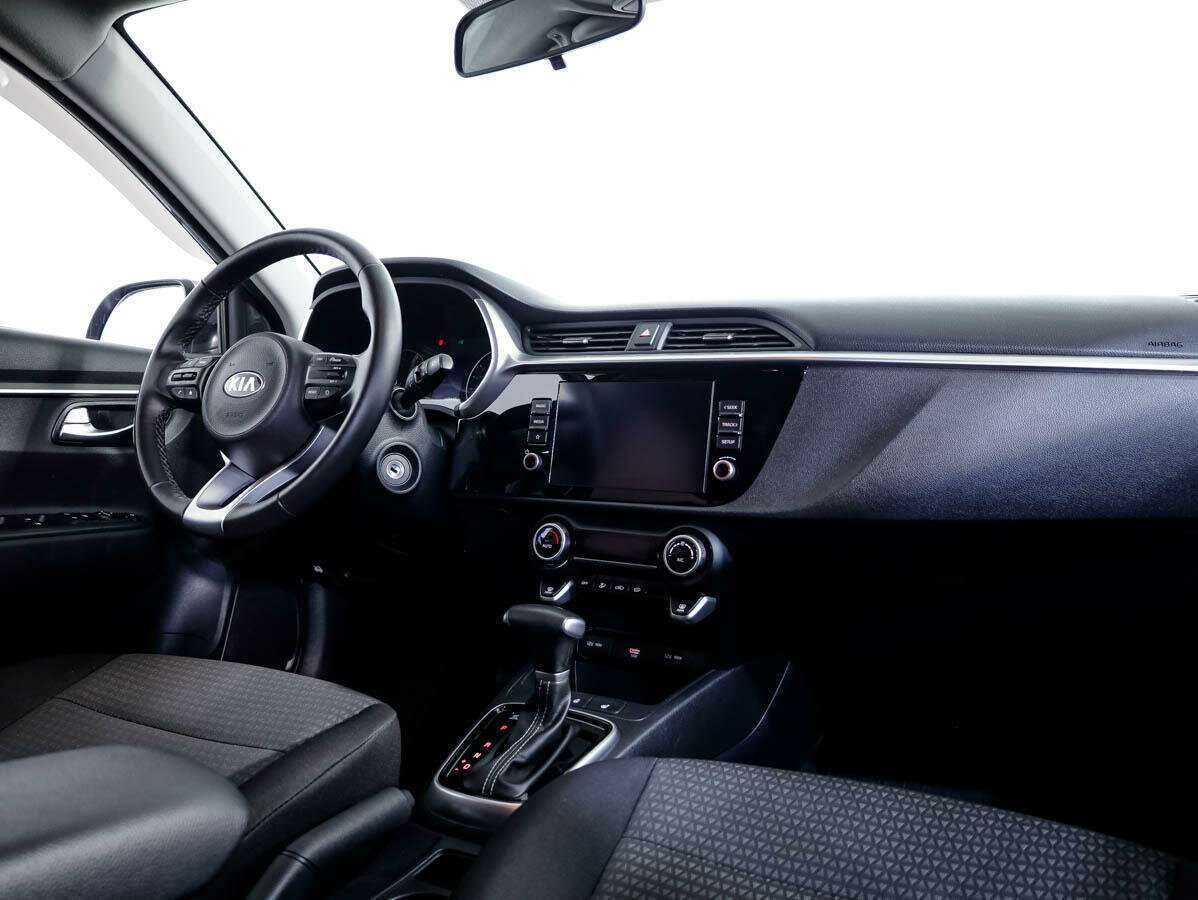 Kia Rio с пробегом — 2021 год. Фото: #7